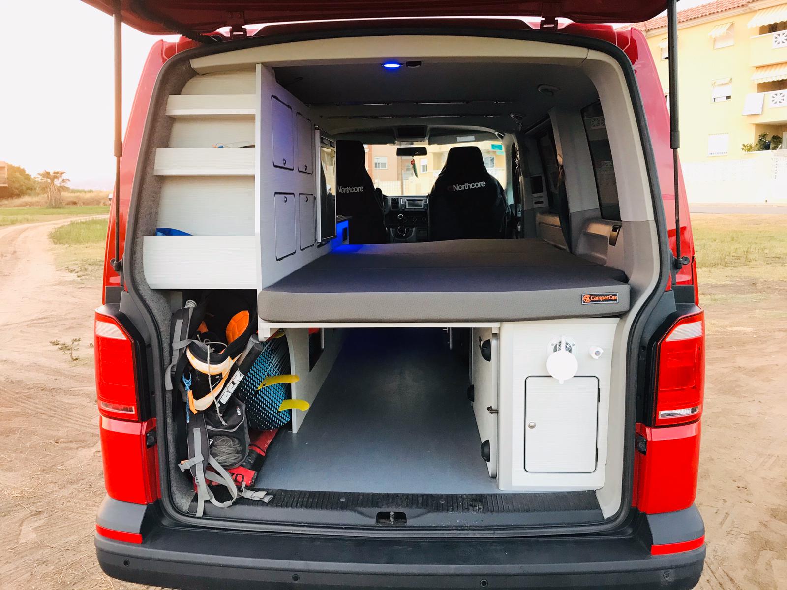 Volkswagen Caravelle - Camper Surf (De Cliente)