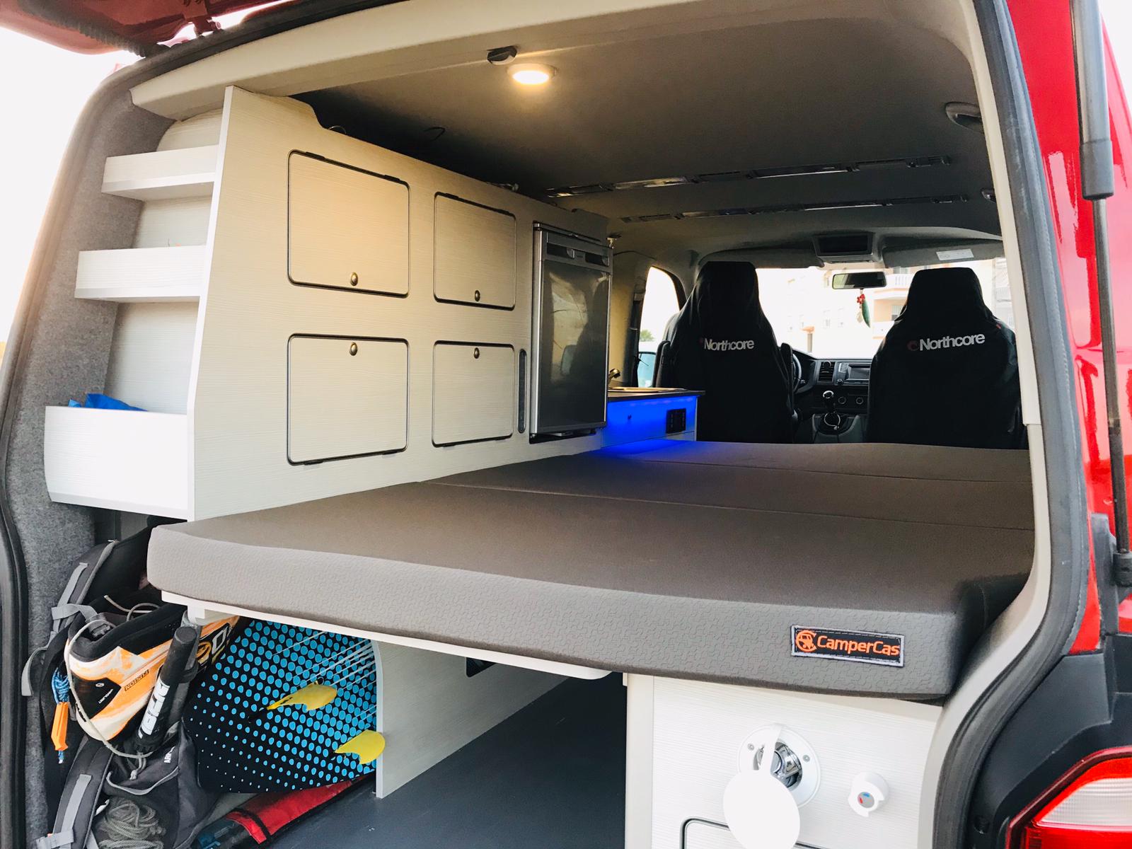 Volkswagen Caravelle - Camper Surf (De Cliente)