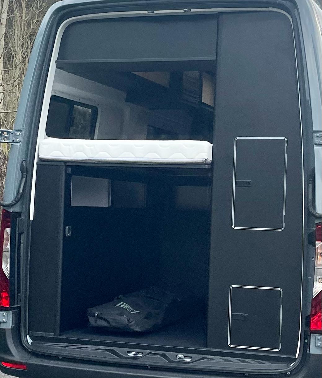Mercedes Benz Sprinter