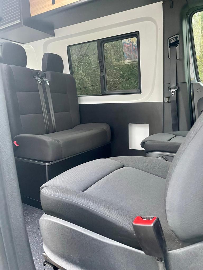 Mercedes Benz Sprinter