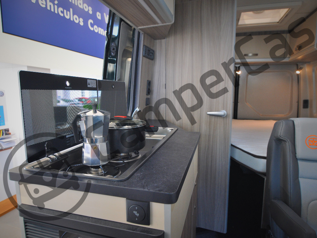 Volkswagen Crafter 6 metros