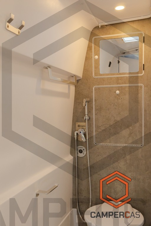 MAN TGE 4x4 - ADRENALINE 600