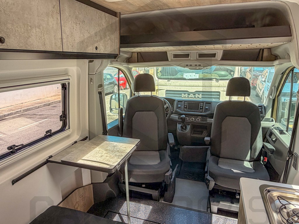 CRAFTER 4x2 - ADRENALINE