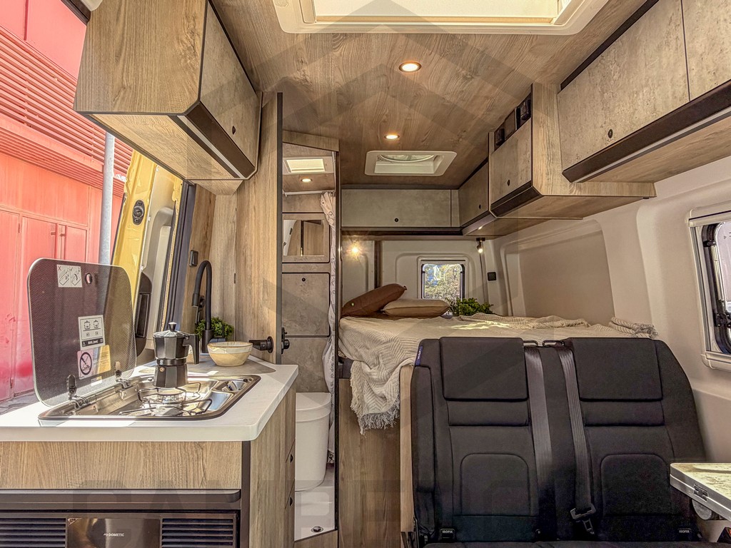 CRAFTER 4x2 - ADRENALINE
